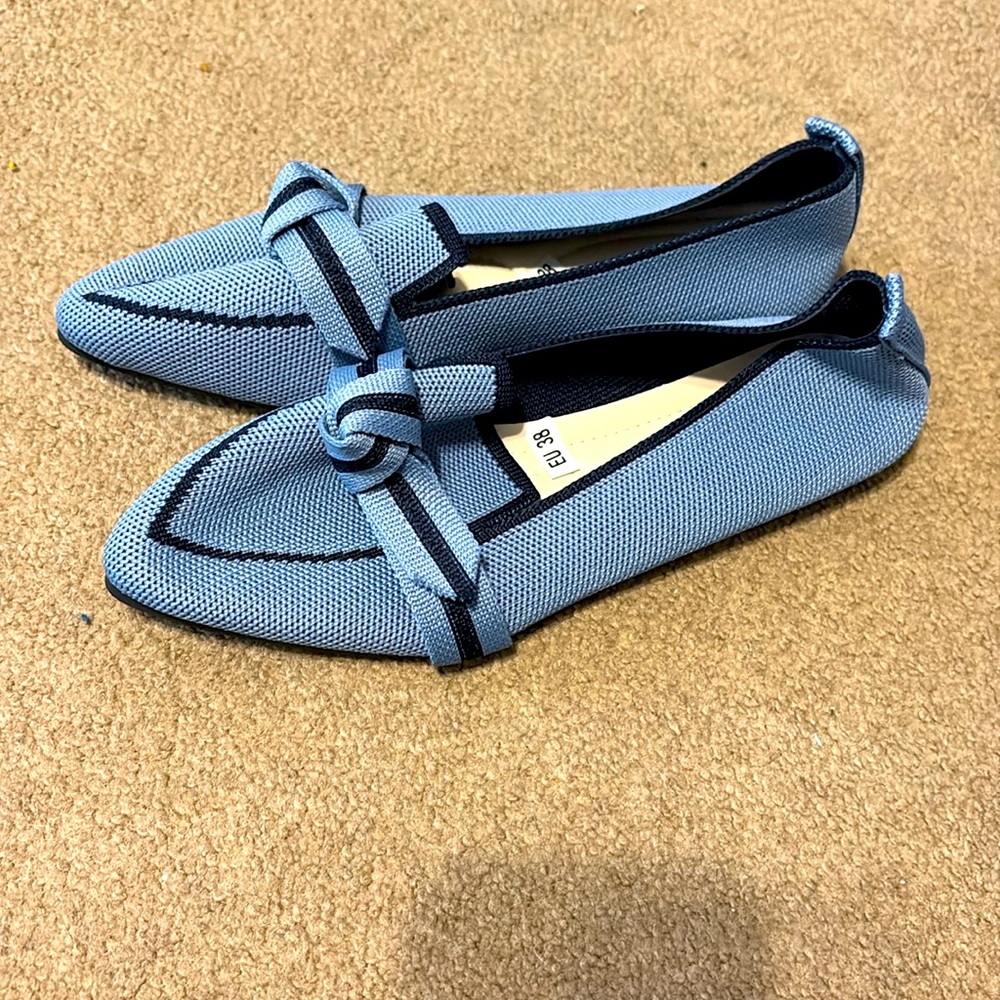 Stylish Blue Loafers for Women - Picture 3 of 4
